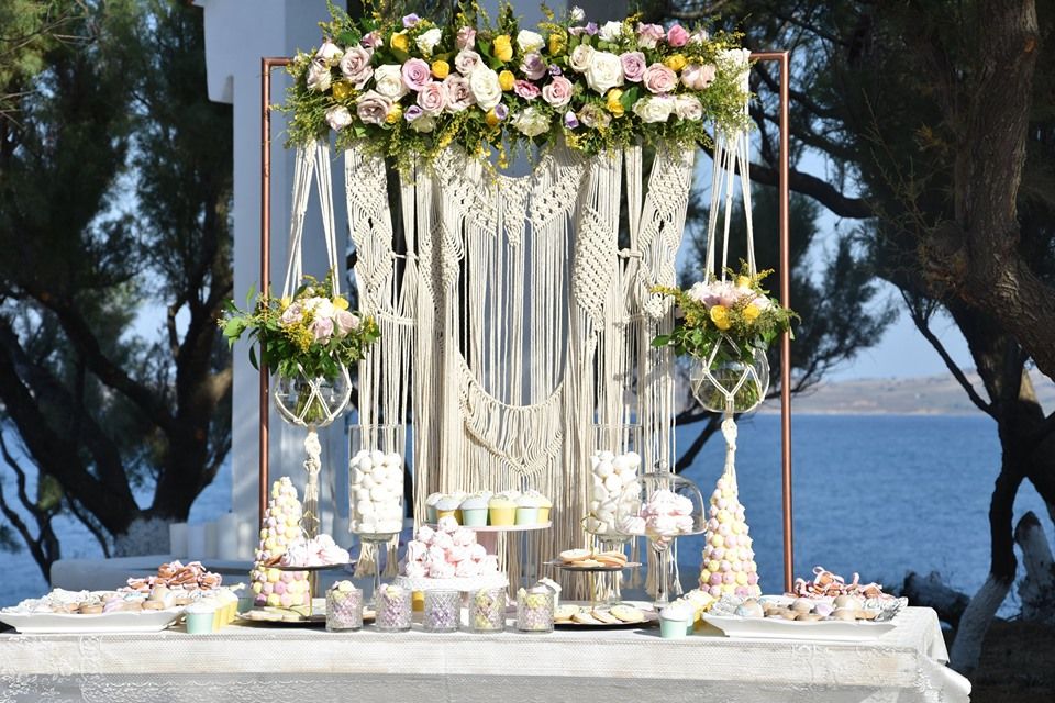1-Bohemian-wedding-theme-Venues-decor-and-design-16.