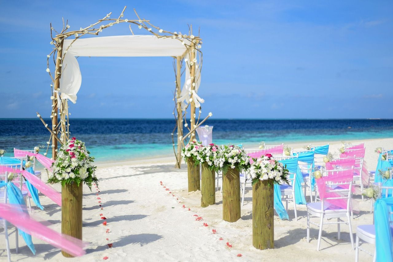 1-Intimate-wedding-TIPS-TRICKS-1