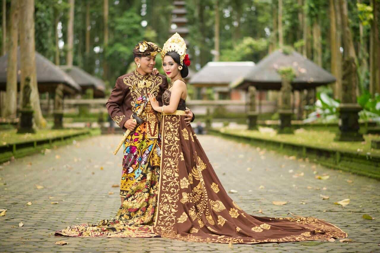 Celestial-themed-wedding-the-spiritual-meaning-behind-it-3
