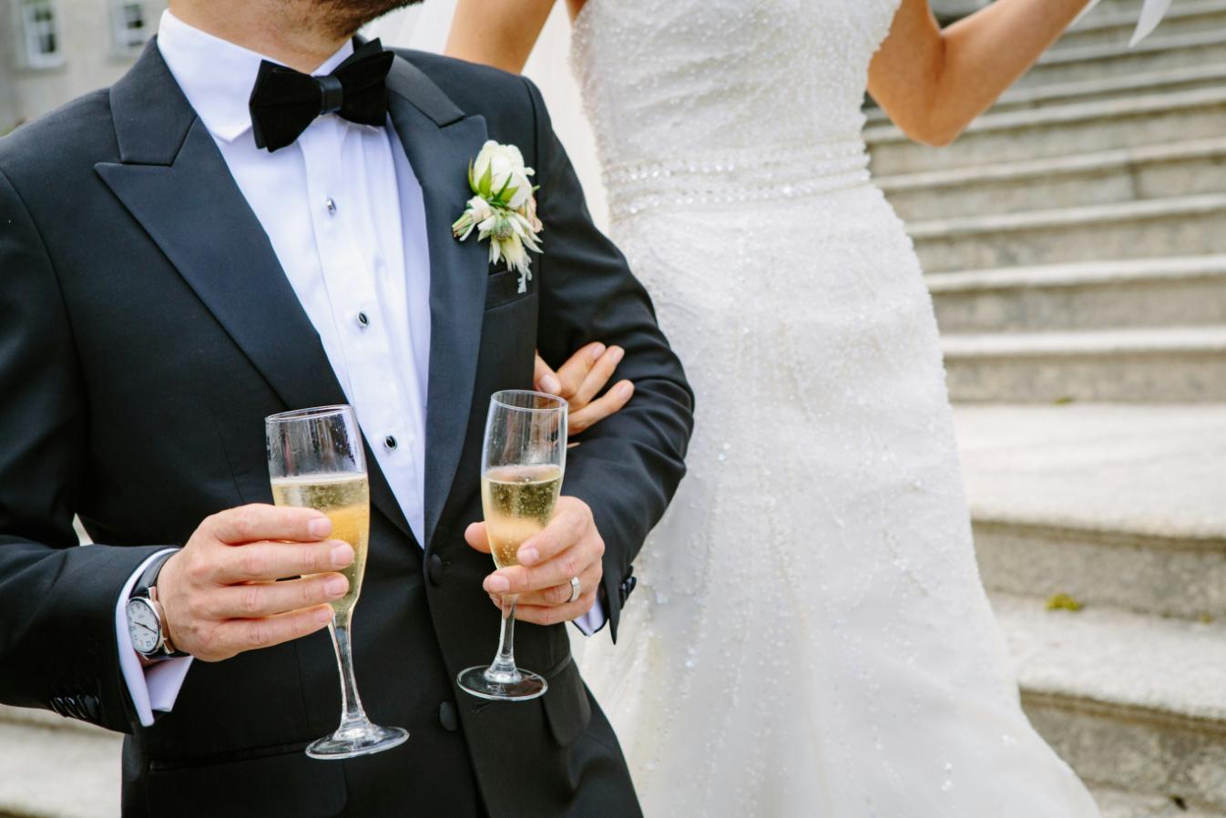 1. Champagne gold wedding theme - bride, groom, champagne