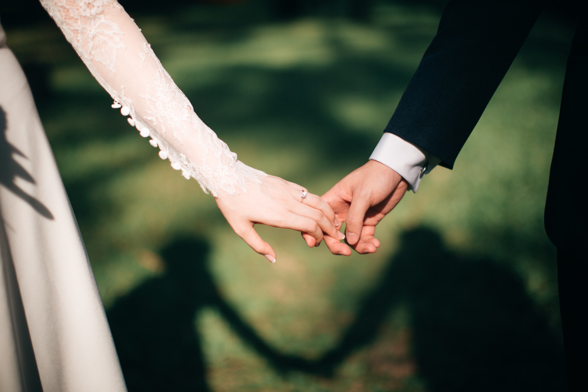 1. Modern Wedding - How to Choose Your Wedding Theme