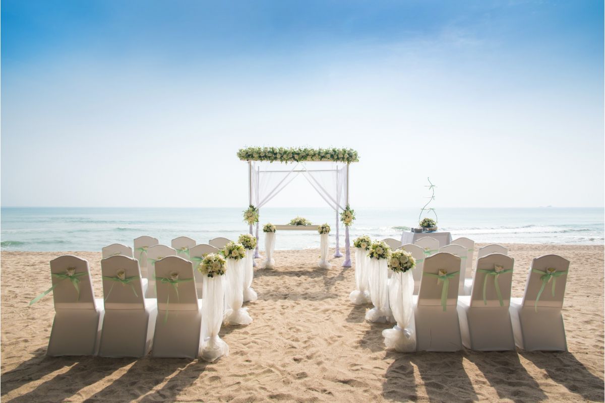 Weddo Agency - 1.2. Beach Wedding The Ceremony on The Beach 1