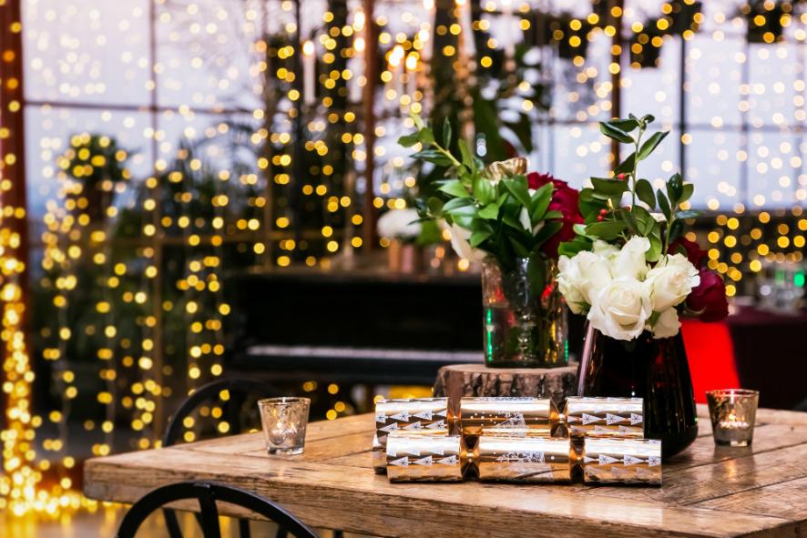 Ski-theme-wedding–-decor-ideas-for-the-big-day_reception-area.