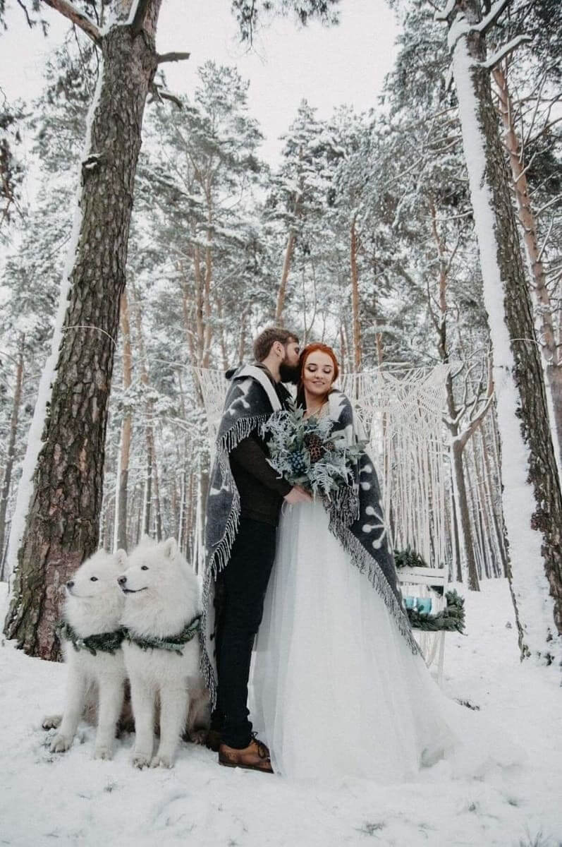 Winter-bouquet-for-a-castle