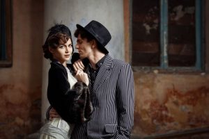 Roaring 20s Great Gatsby wedding - outfits and dress code (9) - Weddo Agency