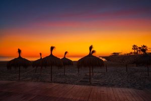Best beaches for a charming ceremony - La Malvarrosa Beach - Weddo Agency