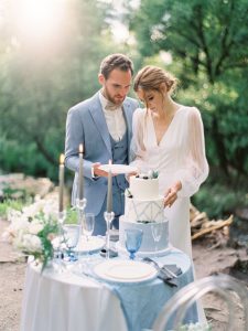 Decide on chairs and tables 4 - Weddo Agency