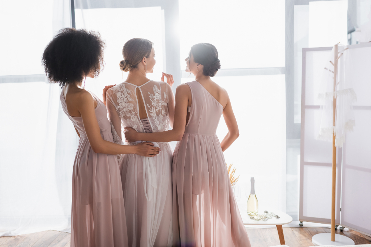 Weddo Agency - What Does a Bridesmaid Do - 3 Bridesmaids