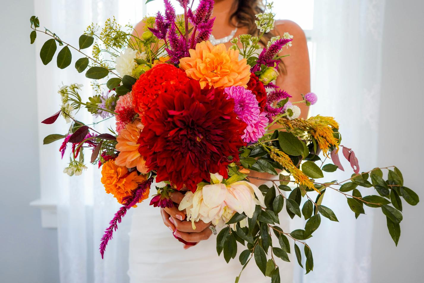 Dark green and orange wedding (1)