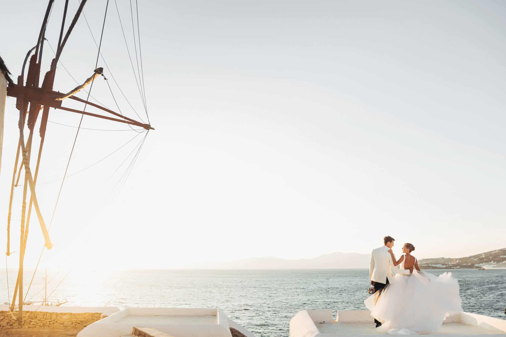 Best-wedding-colors-for-summer-Vibrant-combinations-for-an-exotic-event-2-1