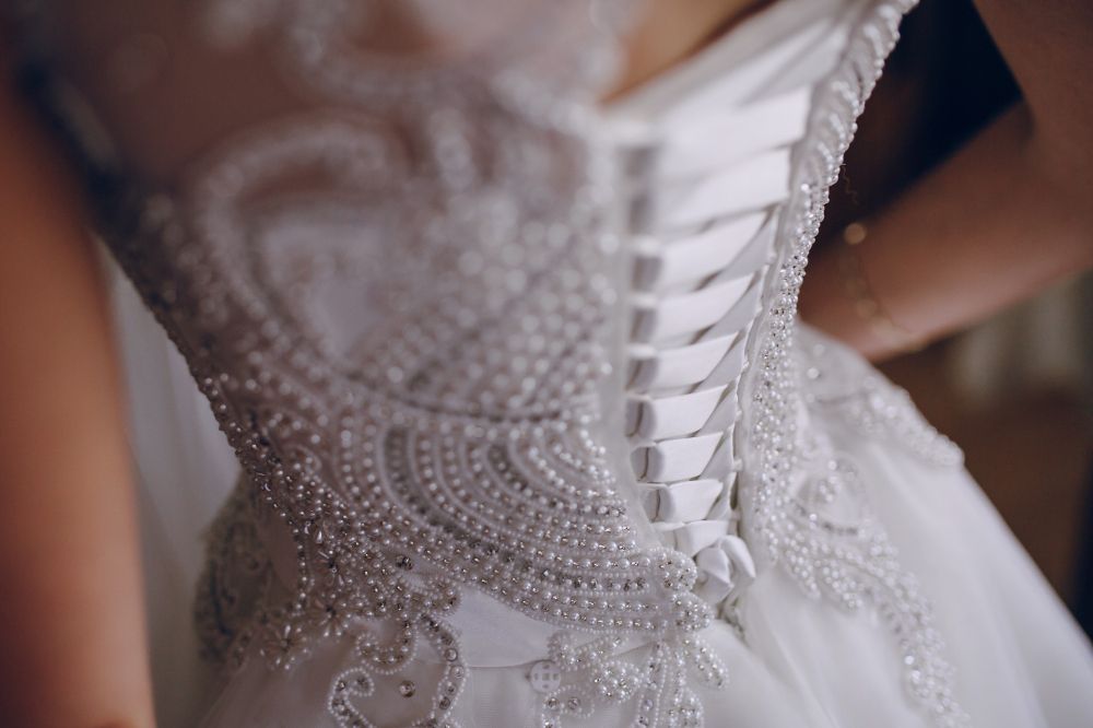 Victorian-wedding-brides-dress-with-elegant-corset