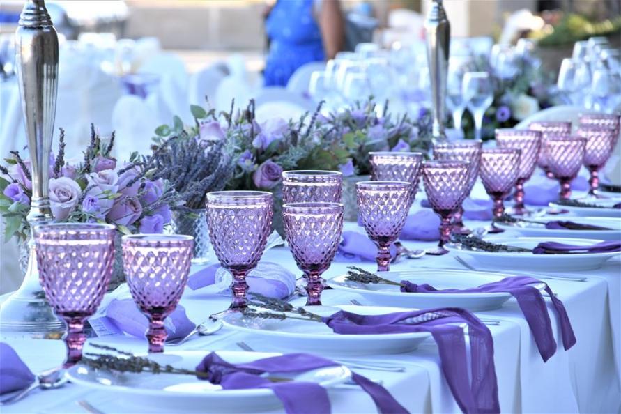 Tips for planning and executing a wildflower wedding theme