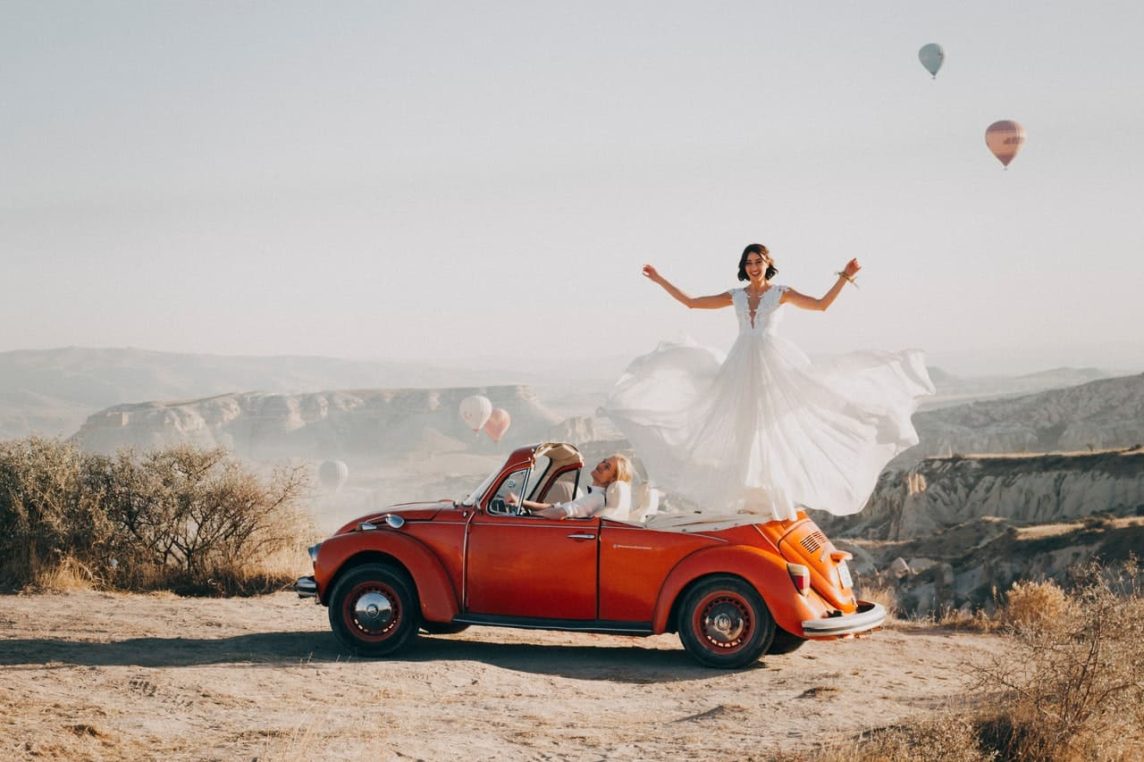 Bonnie and Clyde theme wedding - Weddo Agency