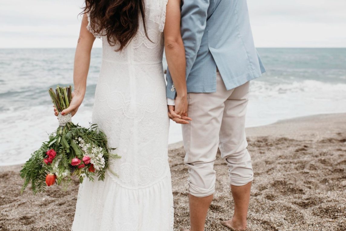 Cottagecore-wedding-photo-cover